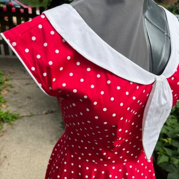 Stop Staring! Red White Polkadot Swing Dress size Large EUC! - Picture 4 of 5
